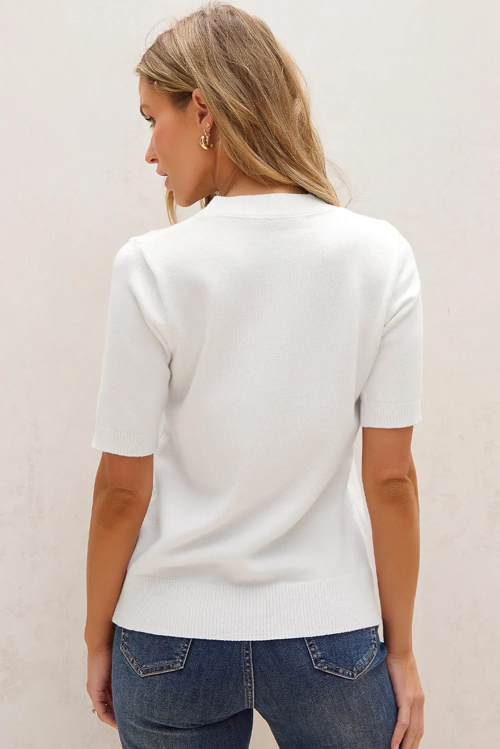 Cute Flower Applique Short Sleeve Sweater